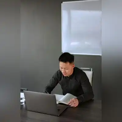 冯芳雨